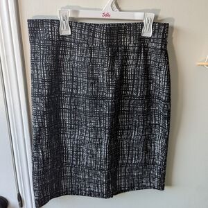 Nicole Miller Monochrome Patterned Pencil Skirt